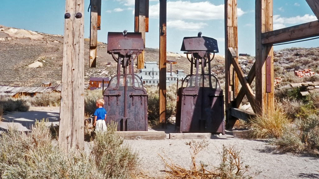 DIA_USA2002_042 Q 1080.jpg - Bodi